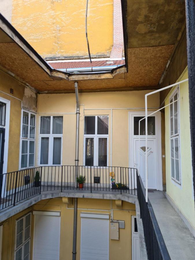 Feeling Home In The Heart Of Budapest Exterior foto